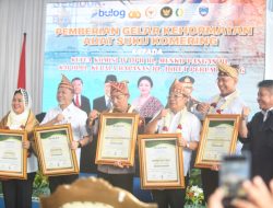 Kunker ke Sumsel, Lima Tokoh Nasional Terima Gelar Adat Komering