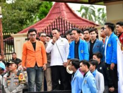 Ketua DPRD Sumsel Terima Aspirasi Aliansi BEM, Andie Dinialdie Tegaskan Komitmen Buka Ruang Dialog