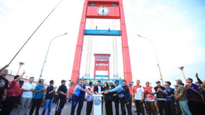 Herman Deru Resmikan Car Free Day Ampera, Palembang Hadirkan Ruang Publik Baru