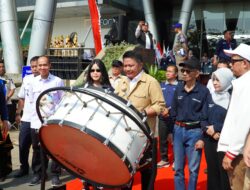 800 Atlet Drum Band Unjuk Kemampuan, Herman Deru: Mental Juara Lebih Penting dari Piala