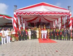 Bupati Teddy Pimpin Upacara HUT ke-81 RI, Paskibraka OKU Sukses Kibarkan Sang Merah Putih